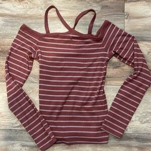 Aeropostale Size Large Strappy Neckline Off Shoulder Long Sleeve Mauve Striped